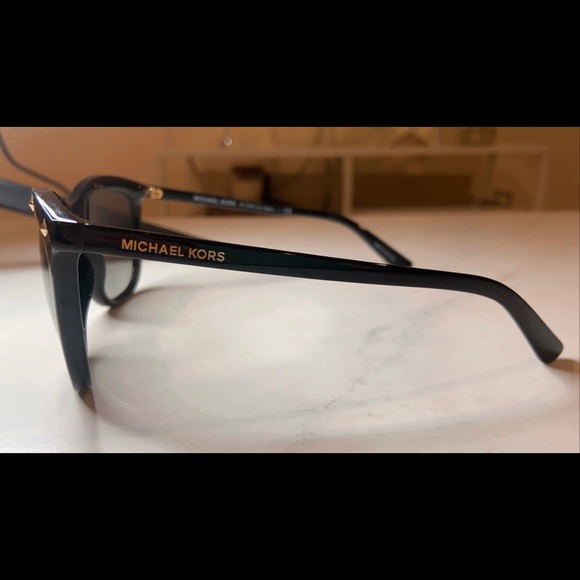 Studded Michael Kors - Picture 2 of 2